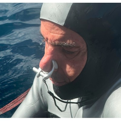 Затискач для носу C4...